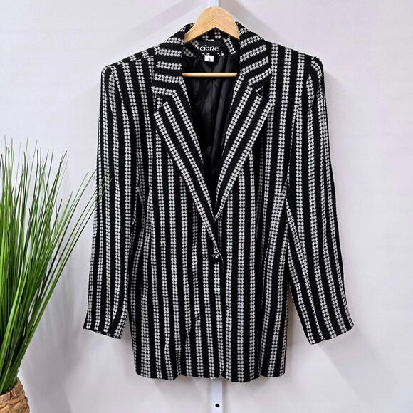 Jackets & Blazers - Vintage Cione Black and White Striped Blazer - Size S